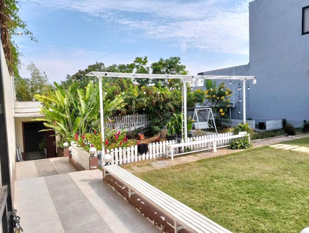 Doi Sao Homestay Buon Ma Thuot Luaran gambar